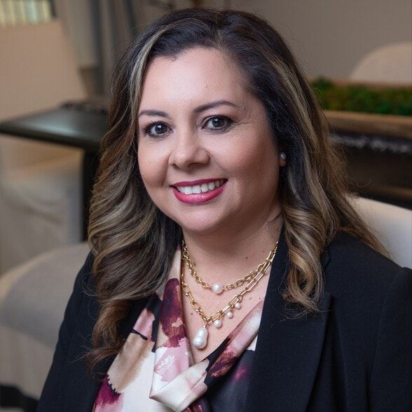 Land Listing Agent Photo