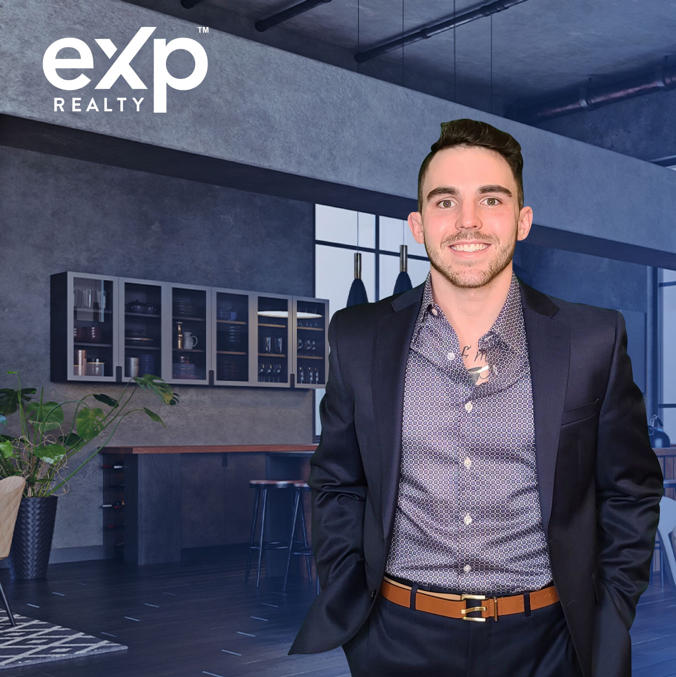 Land Listing Agent Photo