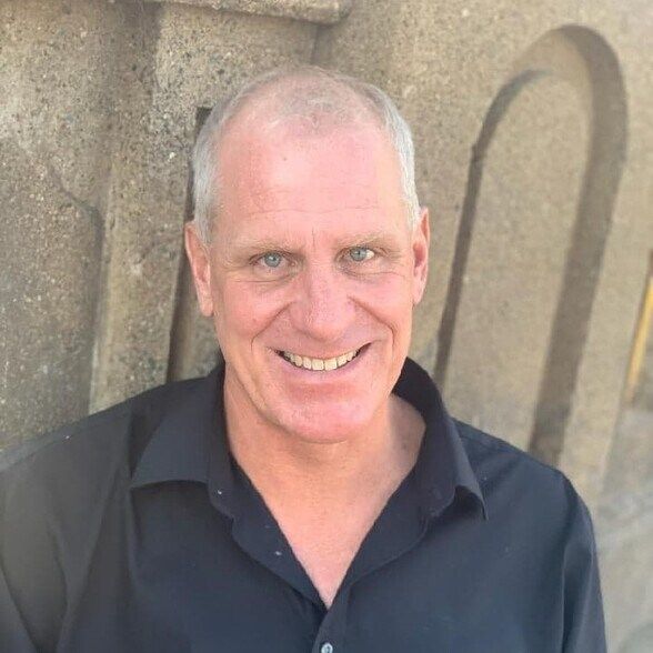 Land Listing Agent Photo