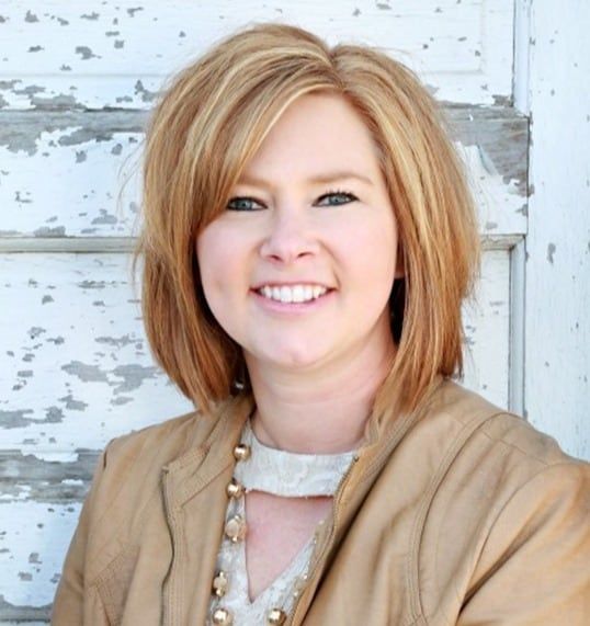 Land Listing Agent Photo