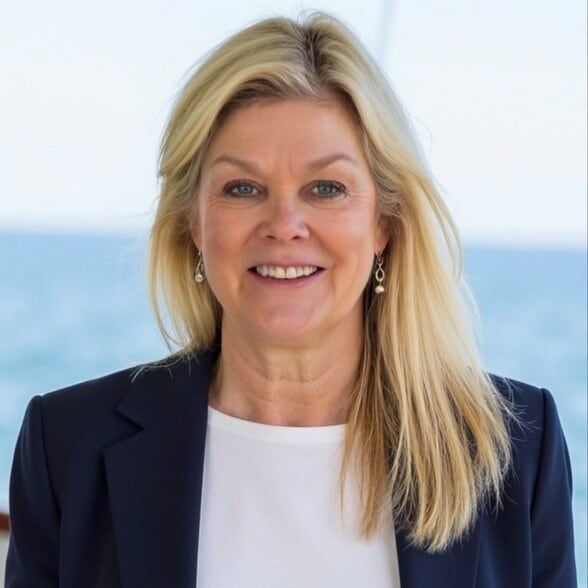 Land Listing Agent Photo