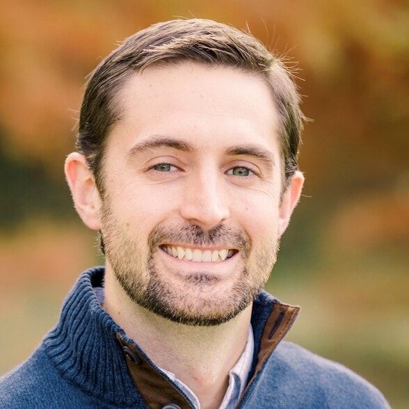 Land Listing Agent Photo