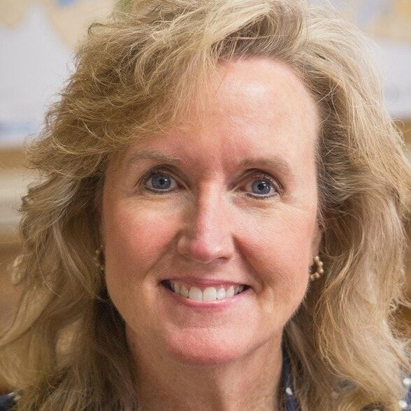 Land Listing Agent Photo