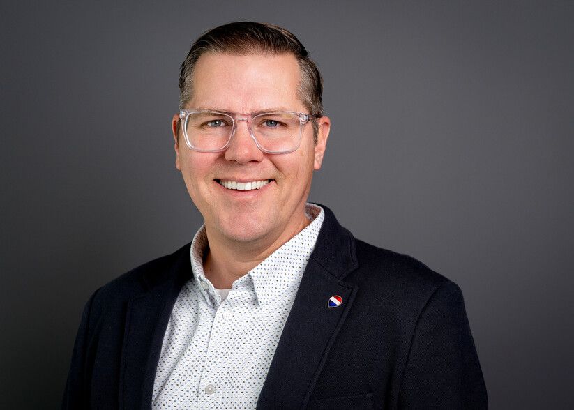 Land Listing Agent Photo