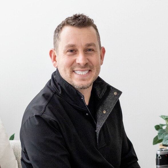 Land Listing Agent Photo