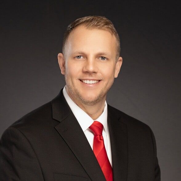 Land Listing Agent Photo