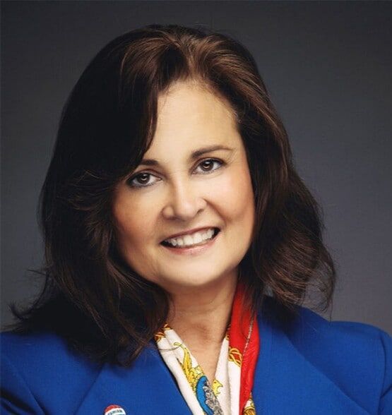 Land Listing Agent Photo