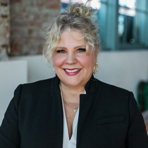 Land Listing Agent Photo