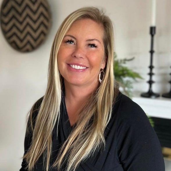 Land Listing Agent Photo