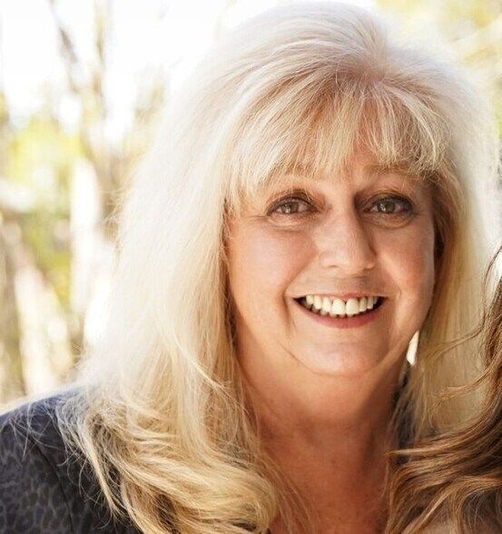 Land Listing Agent Photo