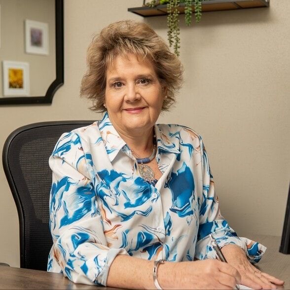 Land Listing Agent Photo