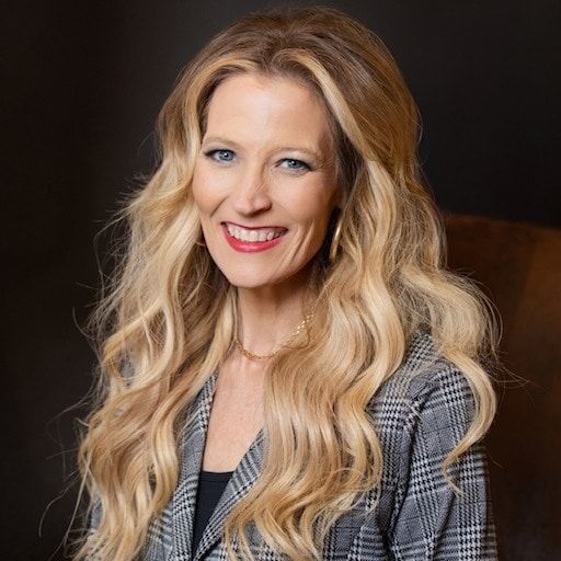 Land Listing Agent Photo