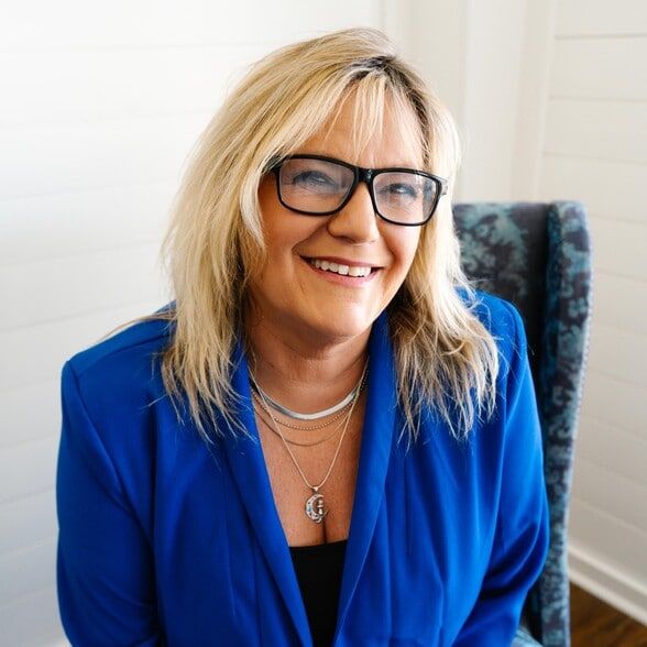 Land Listing Agent Photo