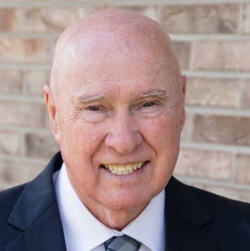 Land Listing Agent Photo