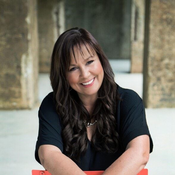 Land Listing Agent Photo