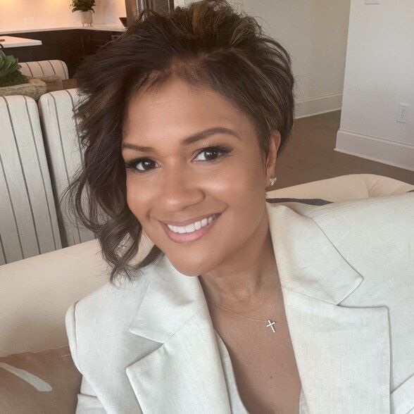 Land Listing Agent Photo