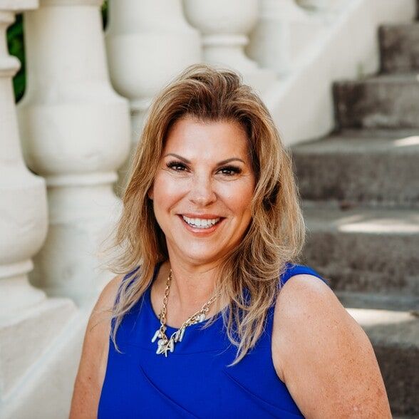 Land Listing Agent Photo