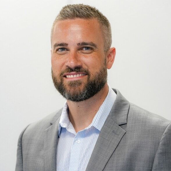 Land Listing Agent Photo