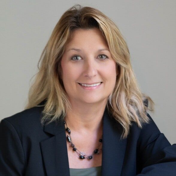 Land Listing Agent Photo