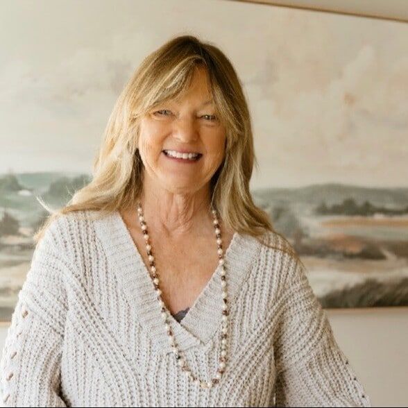 Land Listing Agent Photo