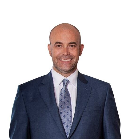 Land Listing Agent Photo