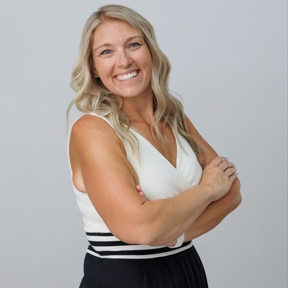 Land Listing Agent Photo