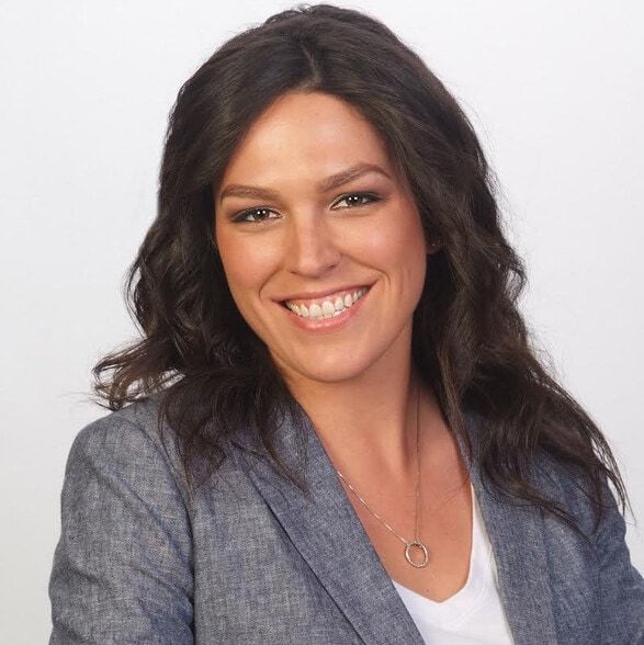 Land Listing Agent Photo