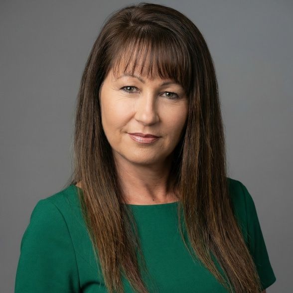 Land Listing Agent Photo