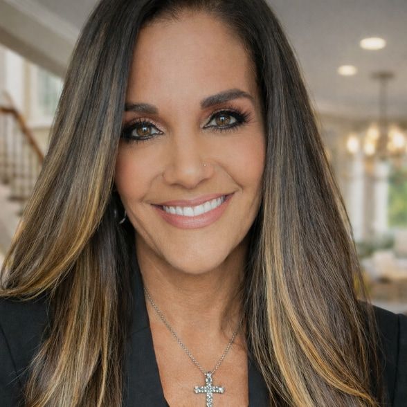 Land Listing Agent Photo