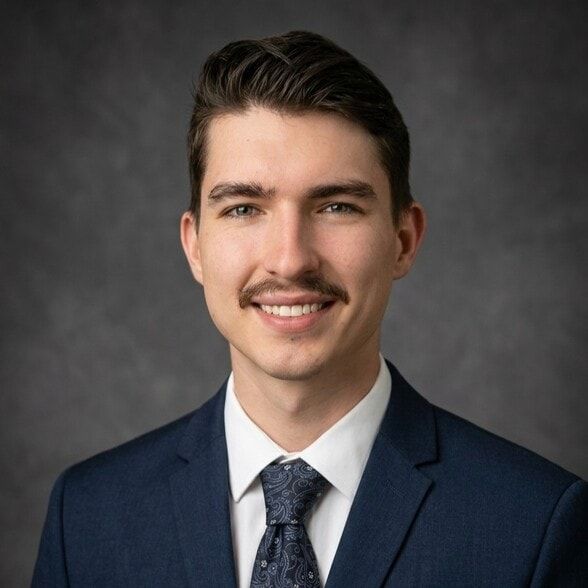 Land Listing Agent Photo