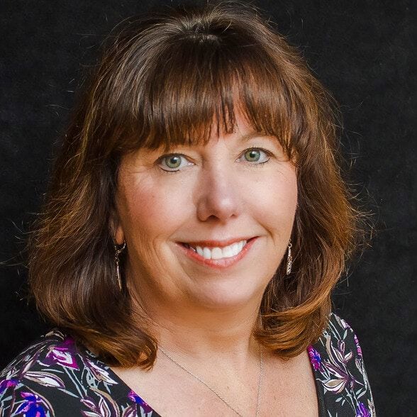 Land Listing Agent Photo