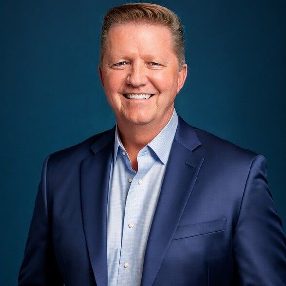 Land Listing Agent Photo