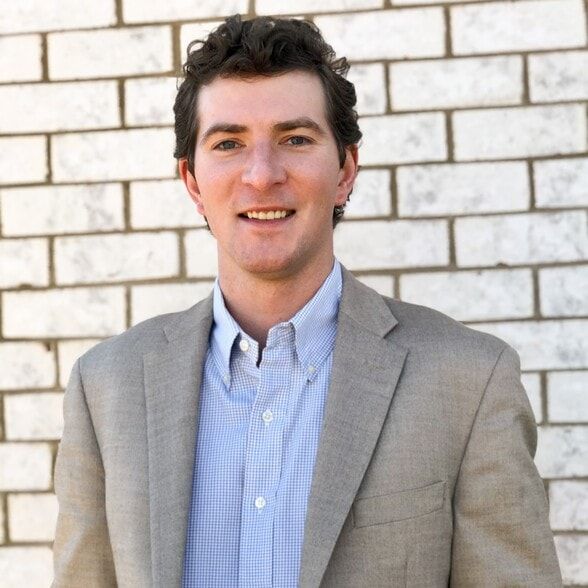 Land Listing Agent Photo