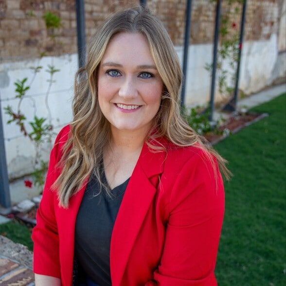 Land Listing Agent Photo