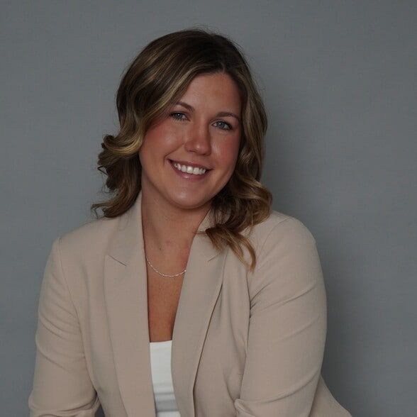 Land Listing Agent Photo