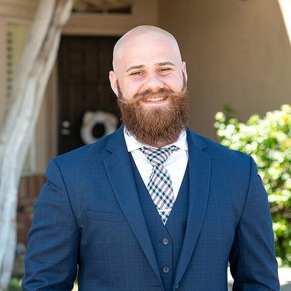 Land Listing Agent Photo