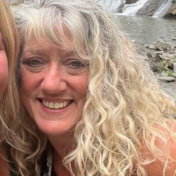 Land Listing Agent Photo