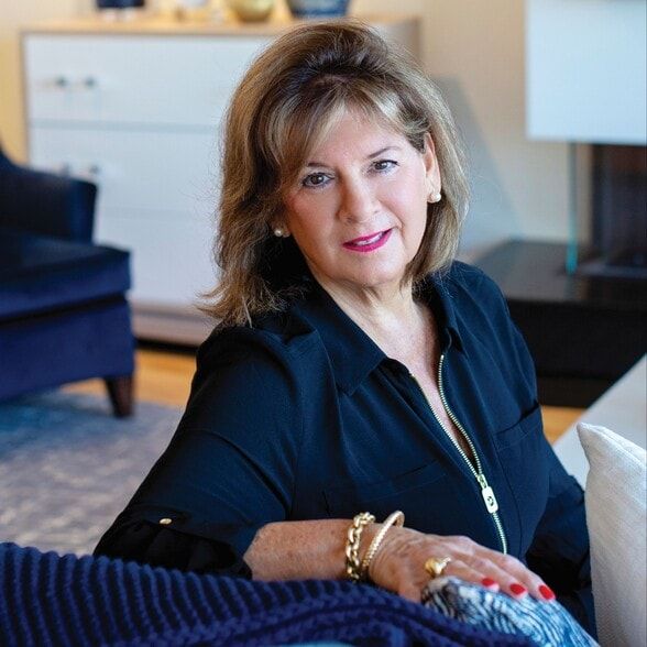 Land Listing Agent Photo