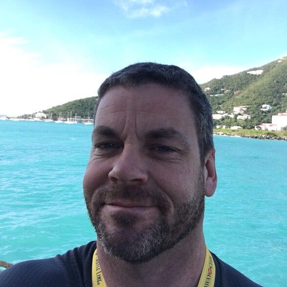 Land Listing Agent Photo