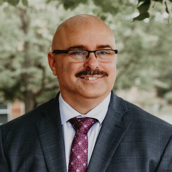 Land Listing Agent Photo