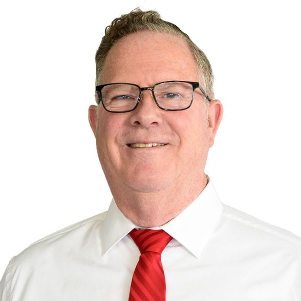 Land Listing Agent Photo