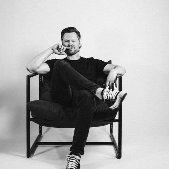 Land Listing Agent Photo