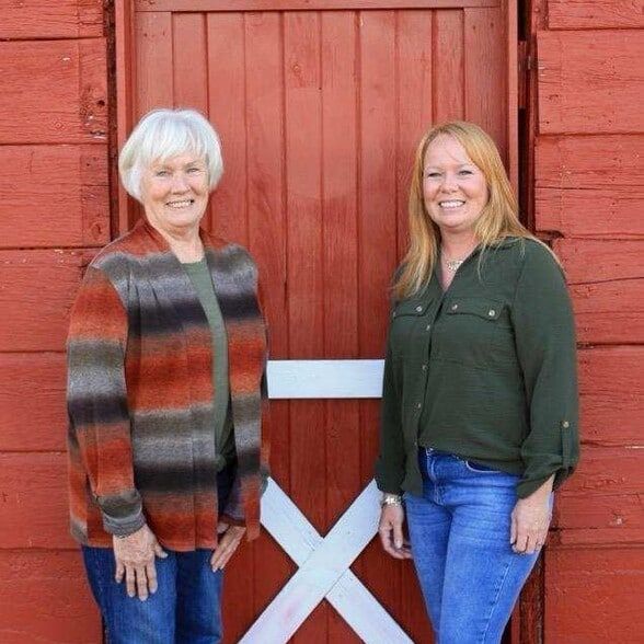 Land Listing Agent Photo