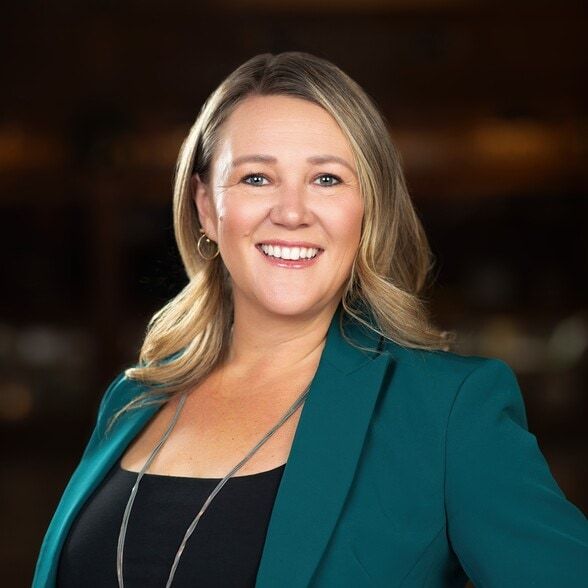 Land Listing Agent Photo