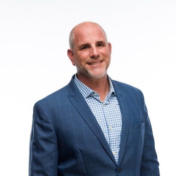 Land Listing Agent Photo