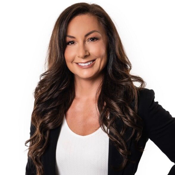 Land Listing Agent Photo