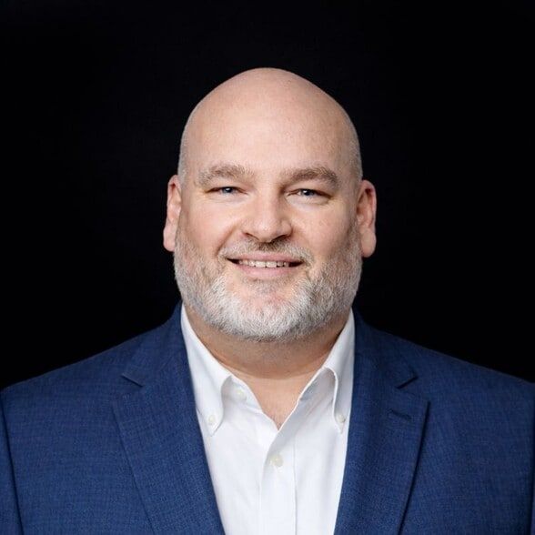 Land Listing Agent Photo