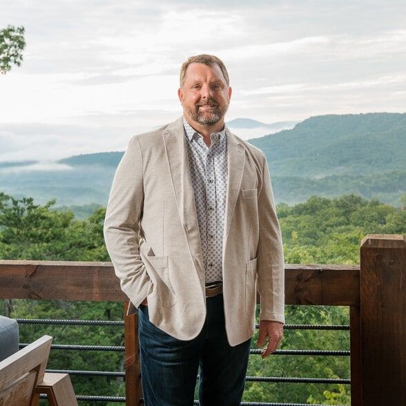 Land Listing Agent Photo