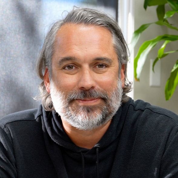 Land Listing Agent Photo