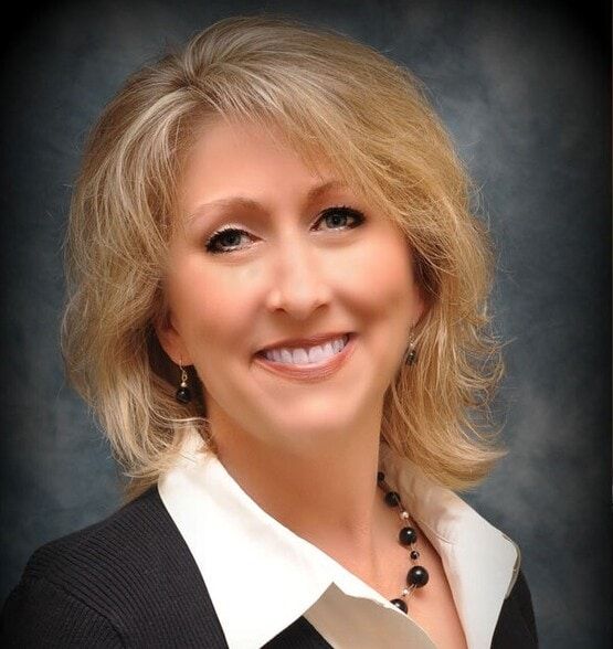 Land Listing Agent Photo